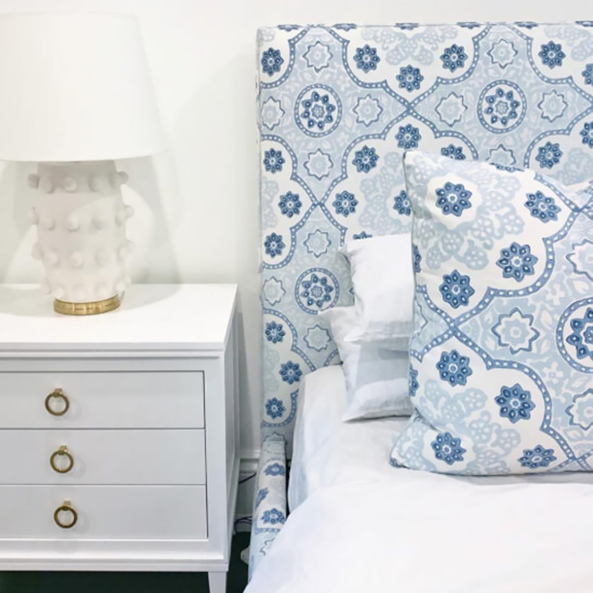 Seville Medallion Harbor