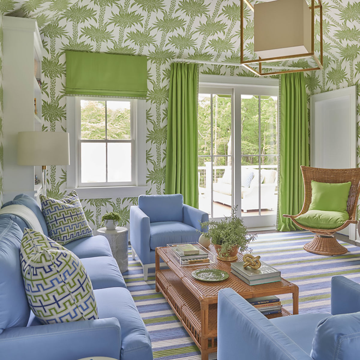 Sporting D'Ete- Snowpea on Snow Wallpaper