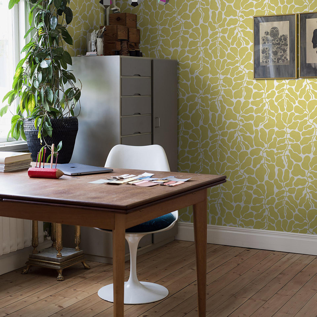 My Secret Garden- Yellow Wallpaper