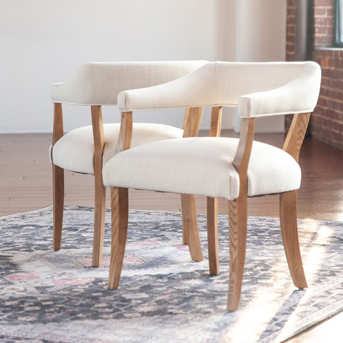 Horseshoe Arm Chair